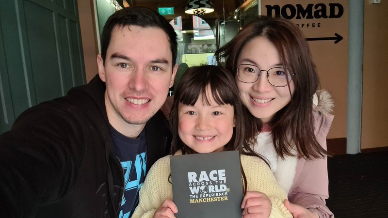 Family-playing-Race-Across-theWorld-TheExperience-01