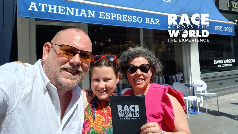 Team_playing_RaceAcrosstheWorldExperience_In_London_002