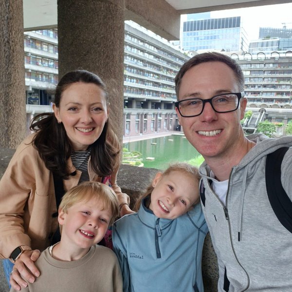 race-across-the-world-experience-for-families