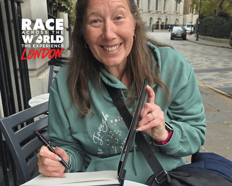 race-across-the-world-experience-team-selfie-07